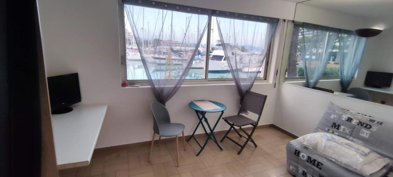 Studio Meuble Marina Villeneuve-Loubet 06 מראה חיצוני תמונה
