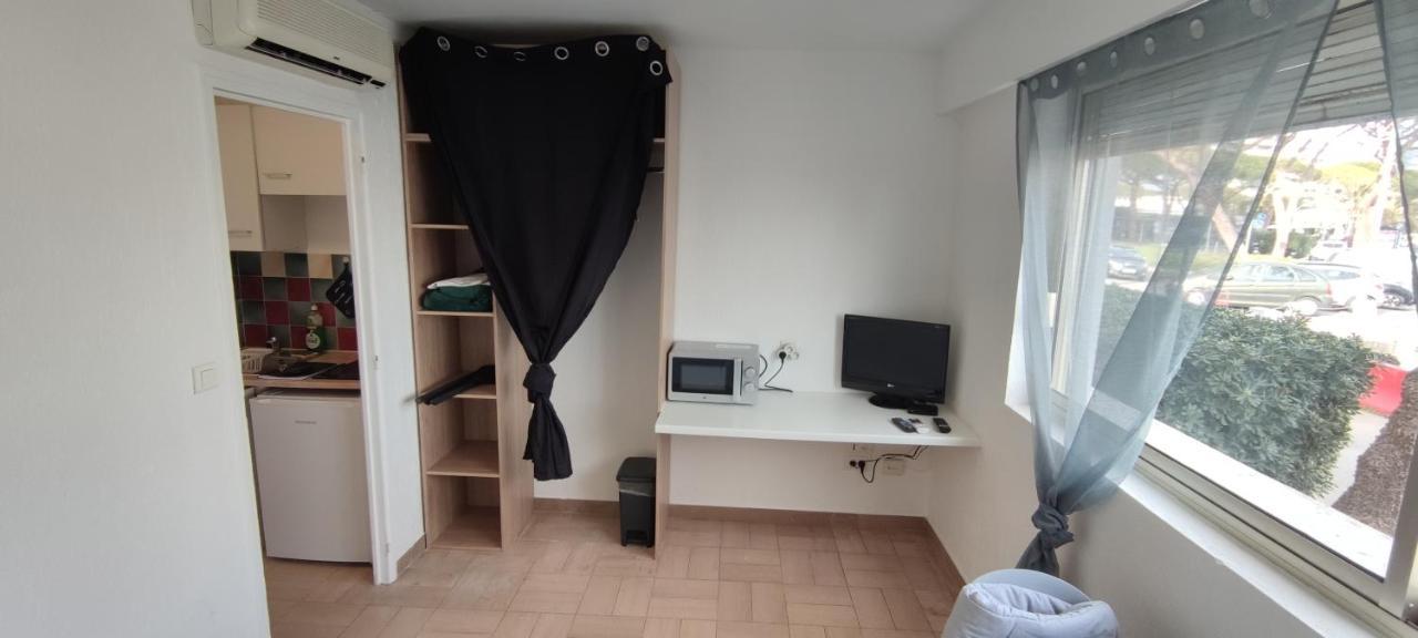 Studio Meuble Marina Villeneuve-Loubet 06 מראה חיצוני תמונה